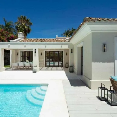 Chalet En Los Naranjos Malaga Villa Marbella